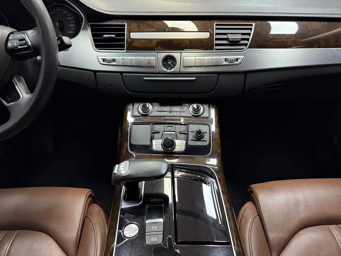 Audi A8 2014 A8L 45 TFSI quattro Luxury фото 27