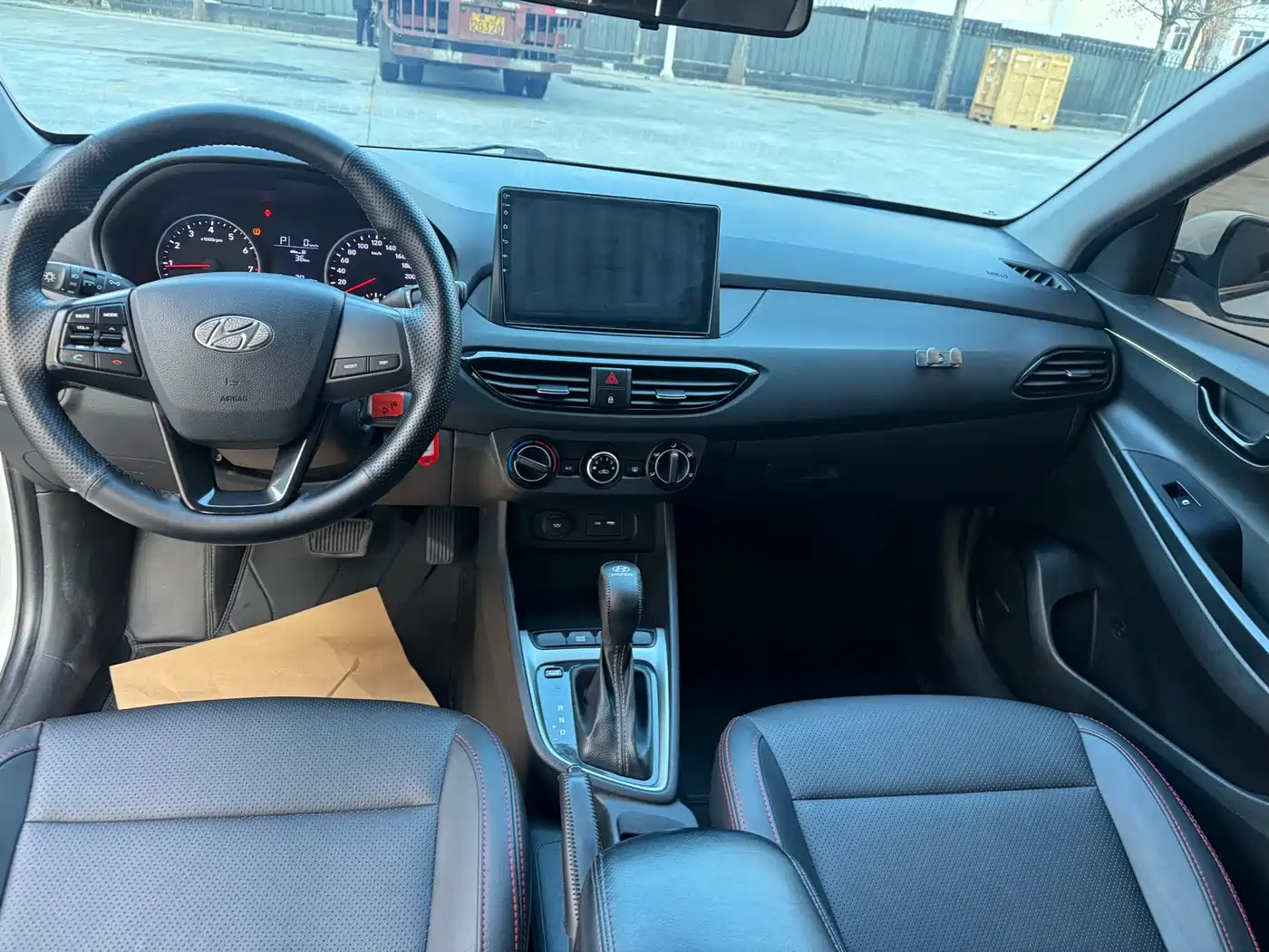 Hyundai Elantra 2020 1.6L Auto GL Pleasing Edition фото 11