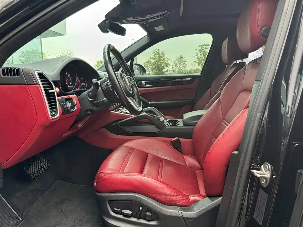 Porsche Cayenne 2019 Cayenne 3.0T фото 10