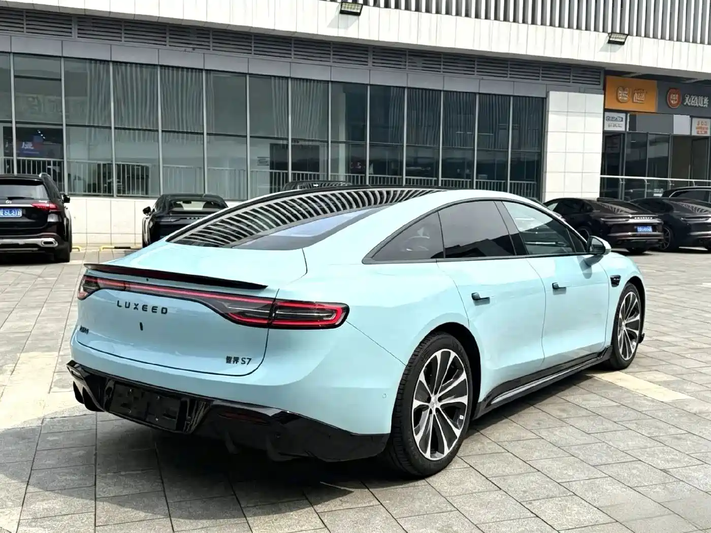 Фото 7 - Zhijie S7