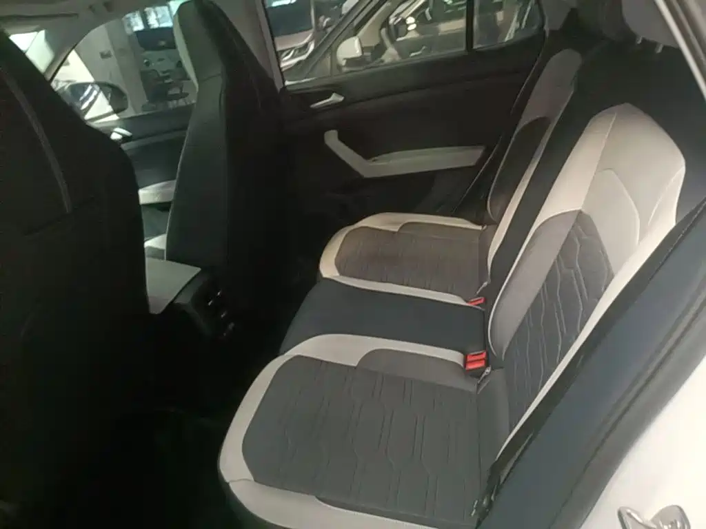 Volkswagen Tharu, миниатюра 17