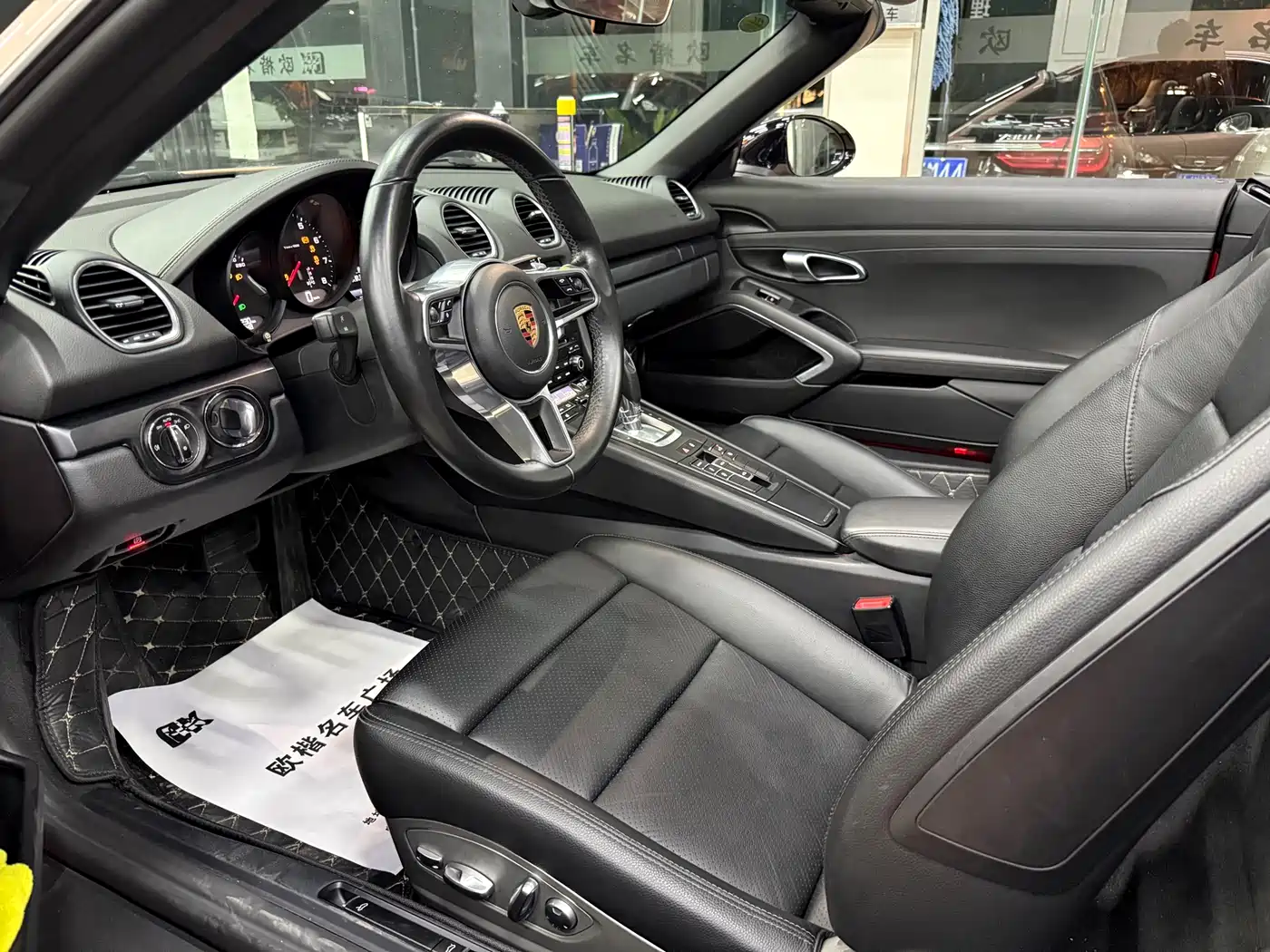 Porsche 718 2018 Boxster 2.0T фото 8