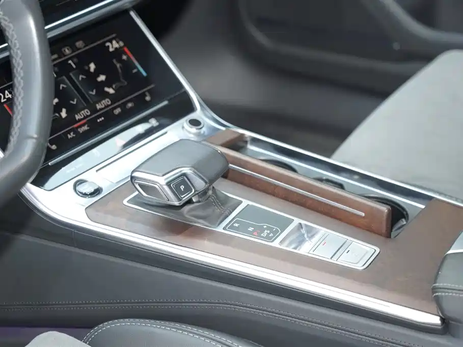 Audi A6L 2023 45 TFSI quattro Premium Dynamic фото 15
