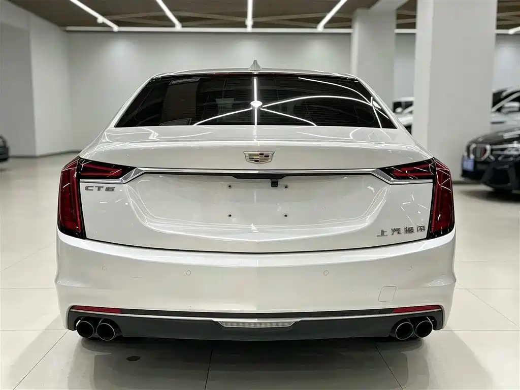 Фото 3 - Cadillac CT6