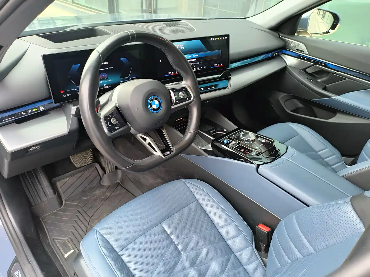BMW I5