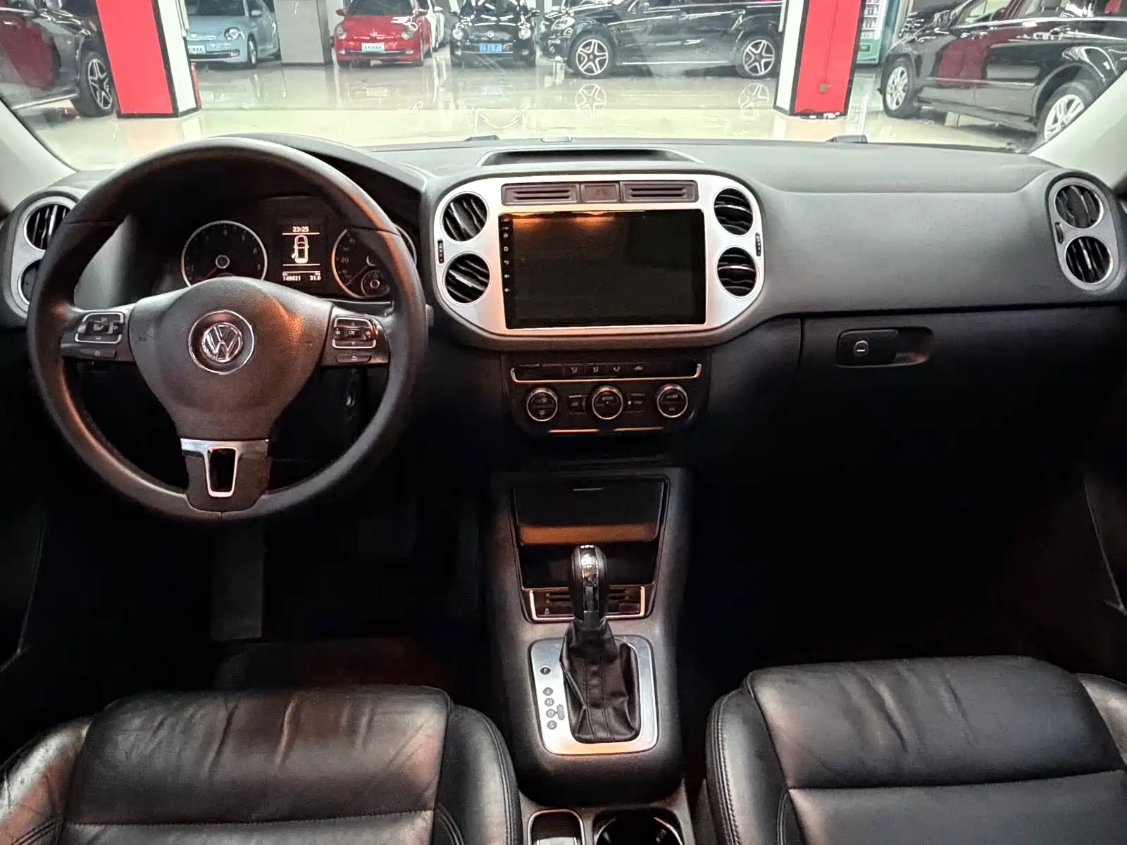 Фото 15 - Volkswagen Tiguan
