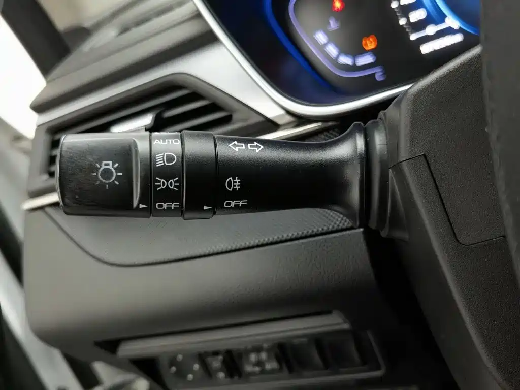 Geely Binrui 2019 2019 200T DCT Binzhi Edition
