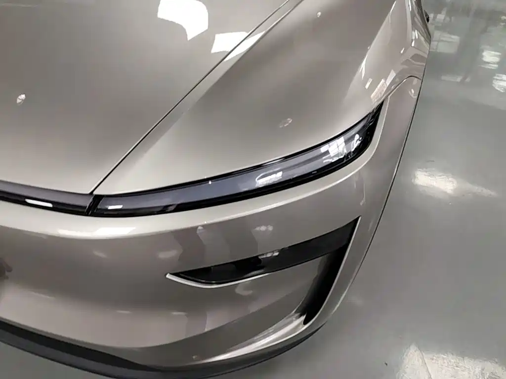 Tesla Model Y L 2025 2025 Facelift Long Range AWD