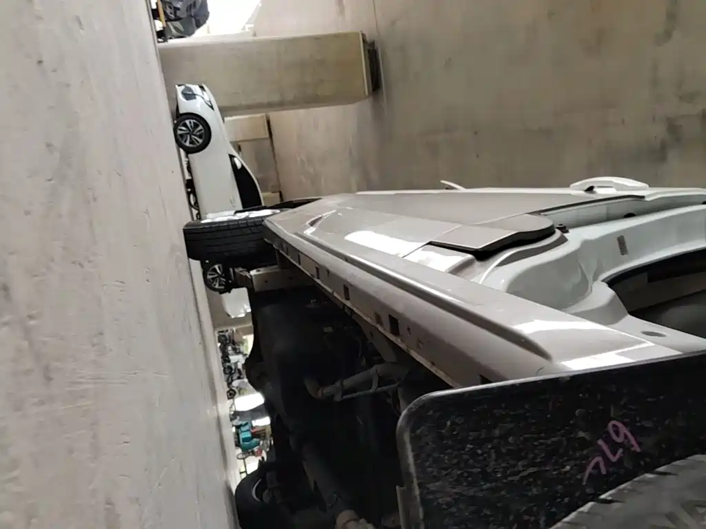 Jinbei New Hiace X30L 2022 2021 1.5L Fortune Non-AC Version Van China VI SWC15M