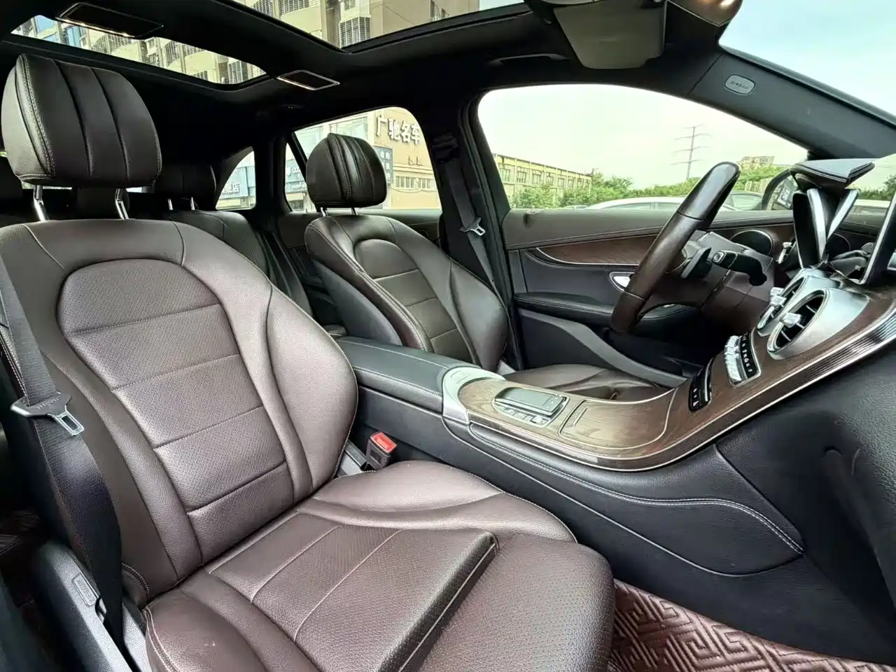 Mercedes-Benz GLC 2020 Facelift GLC 260 L 4MATIC Luxury фото 7