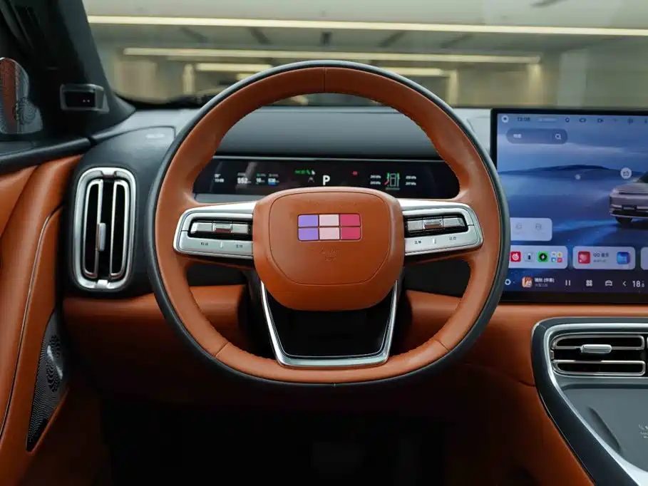 Geely Galaxy Galaxy M9 2025 2025 Base Model