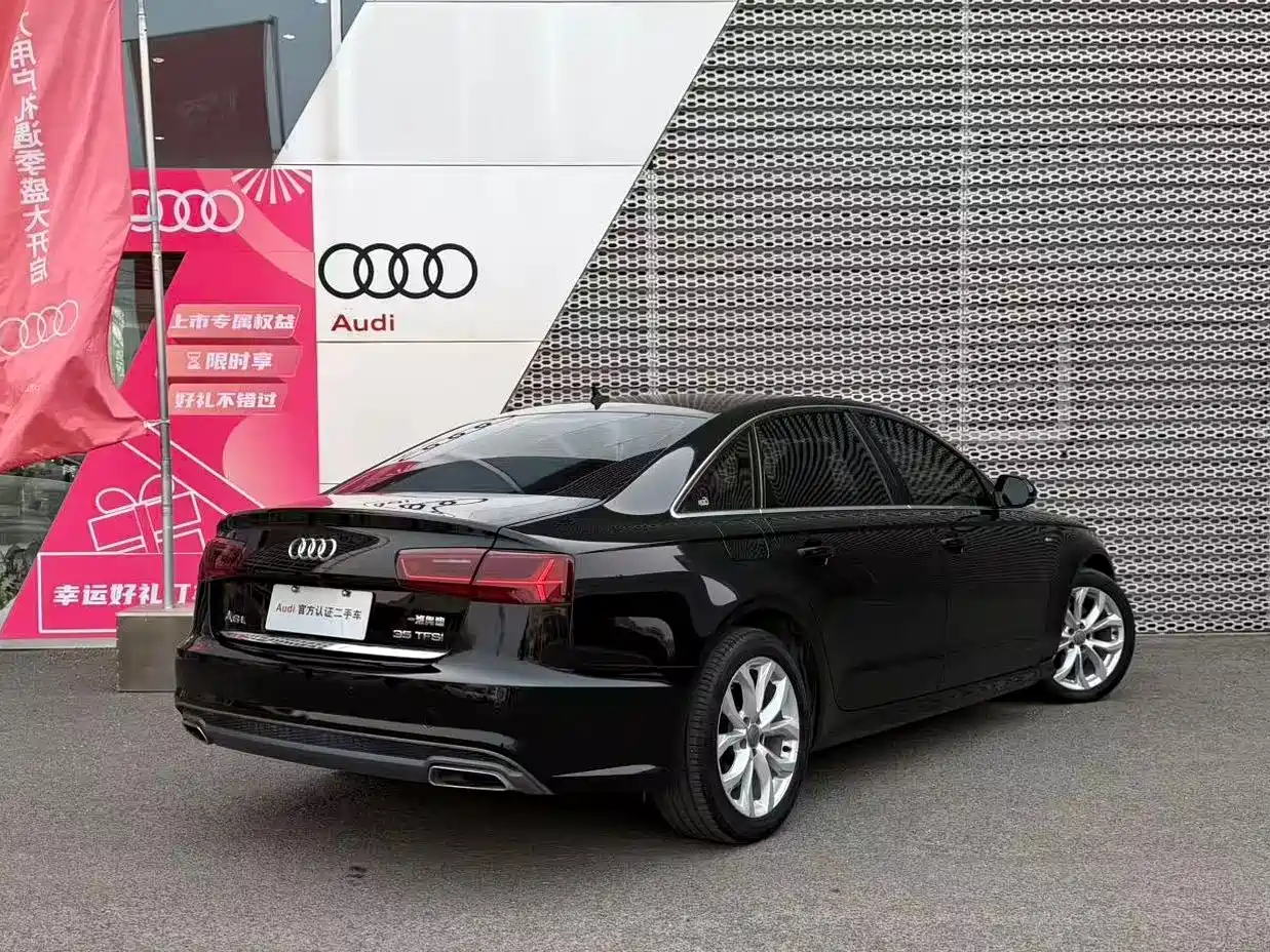 Audi A6L 2018 30th Anniversary 35 TFSI Fashion фото 4