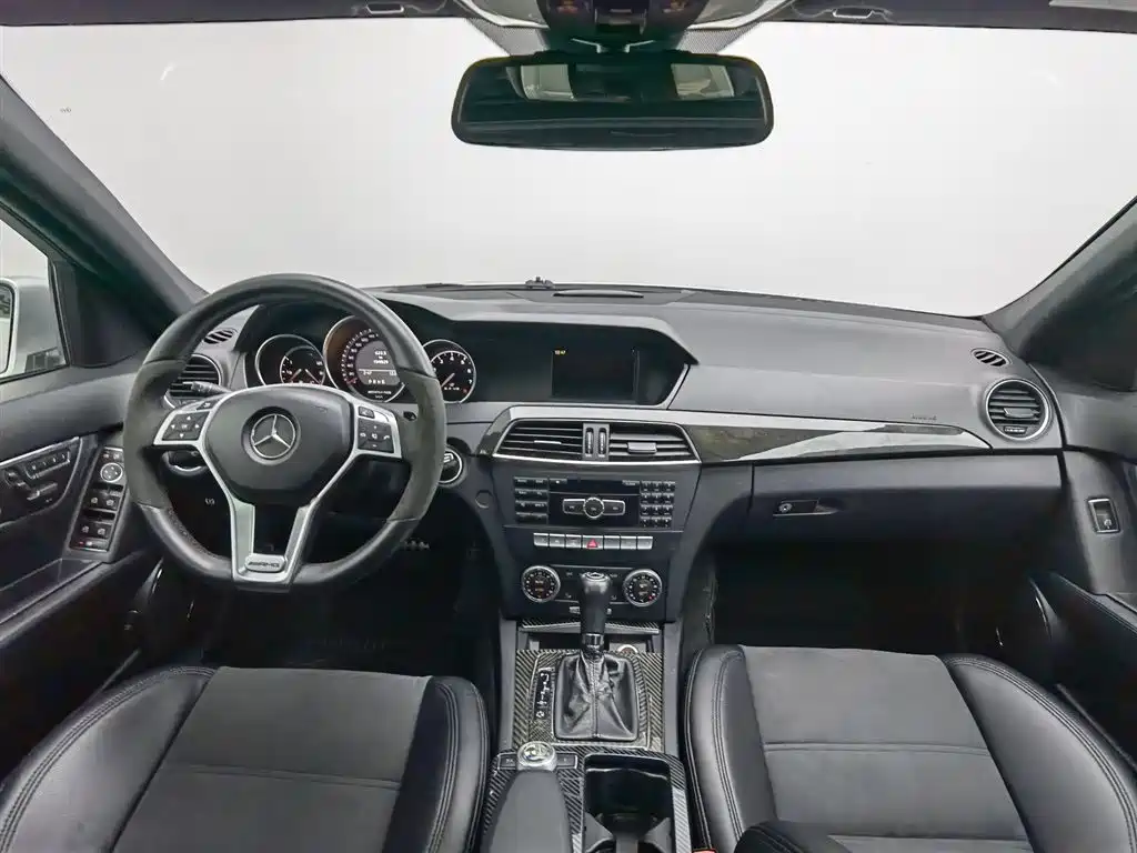 Mercedes-Benz C-Class AMG 2009 AMG C 63 Dynamic фото 5