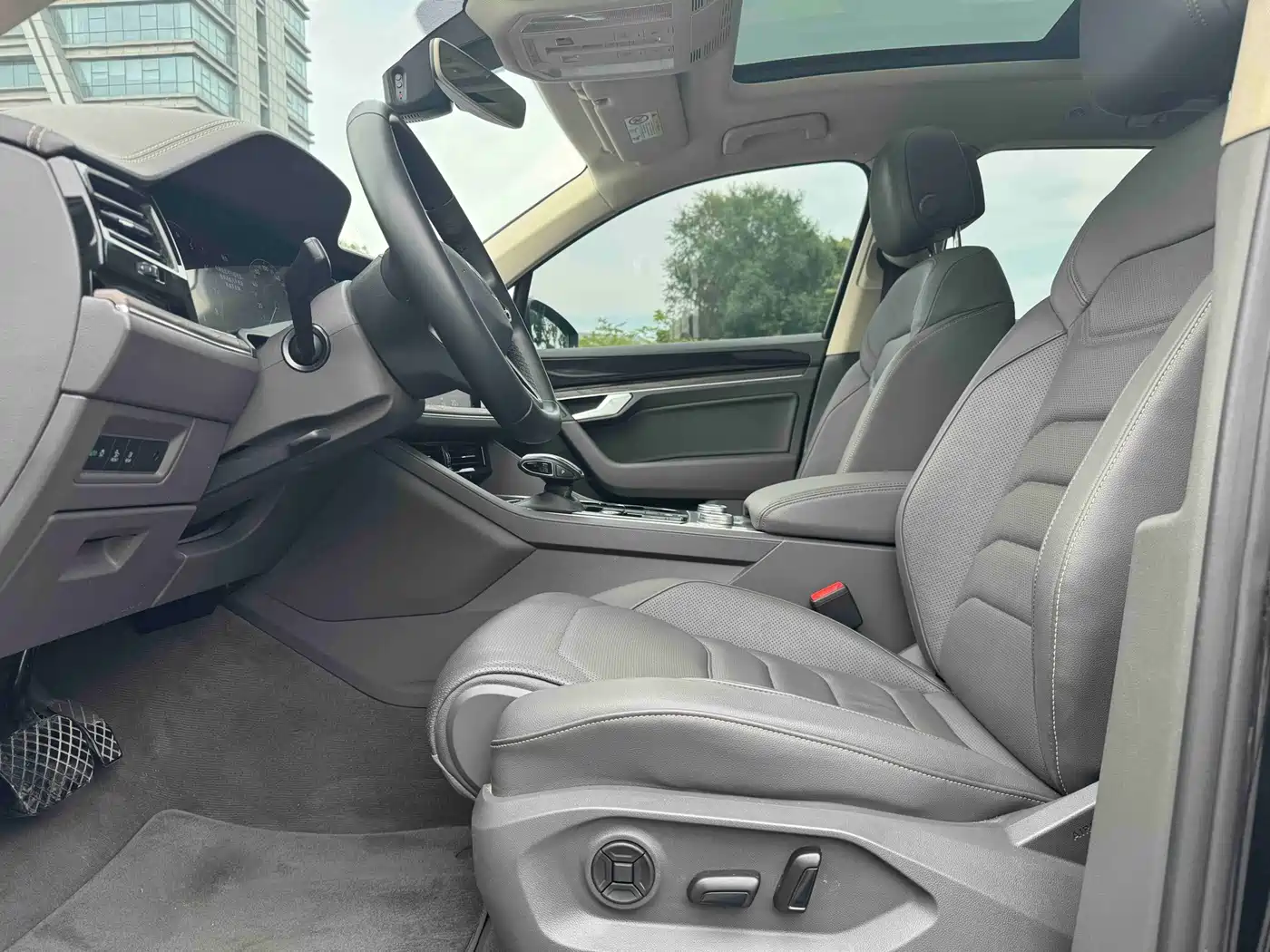 Volkswagen Touareg 2023 2022 2.0TSI Rui Shang Edition