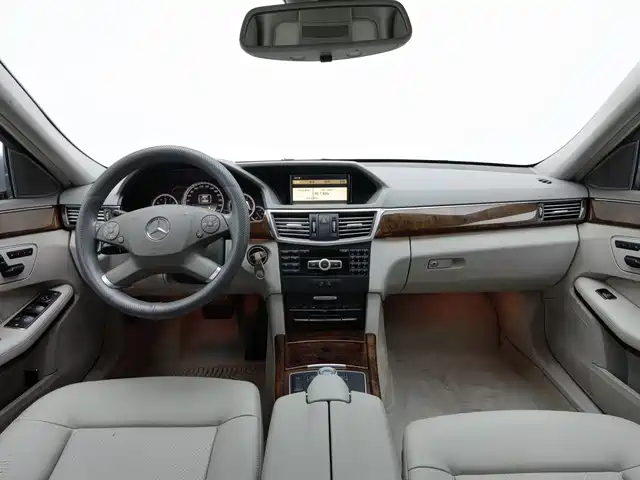 Mercedes-Benz E-Class 2012 E 200 L CGI Elegance — фото 5
