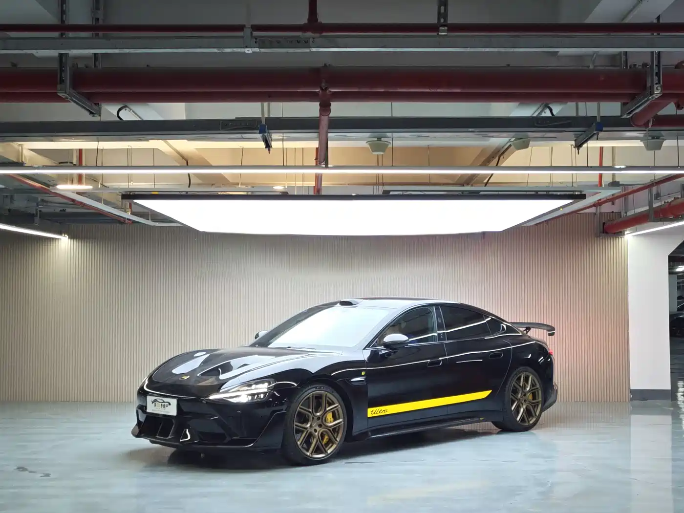 XIAOMI CAR XIAOMI SU7 ULTRA