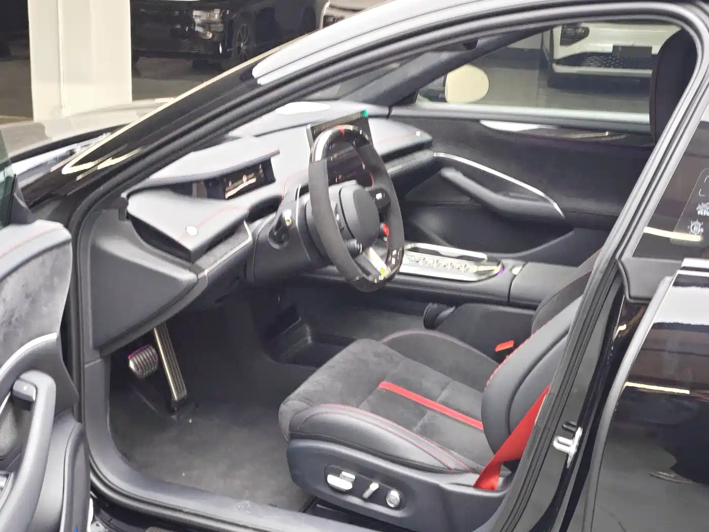 XIAOMI CAR XIAOMI SU7 ULTRA