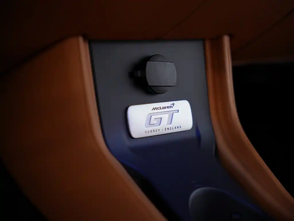 McLaren GT 2023 2023 4.0T Standard Model