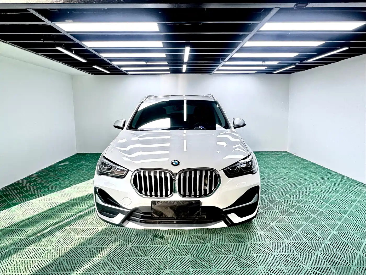 BMW X1 2022 sDrive20Li Fashion фото 2