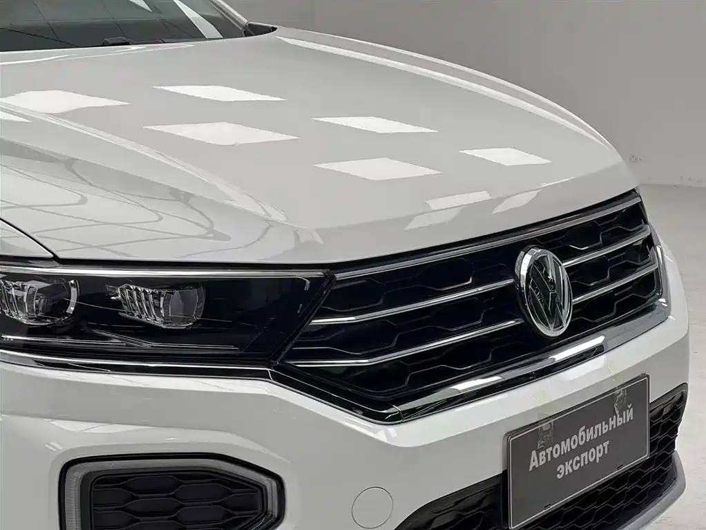 Фото 5 - Volkswagen T-ROC