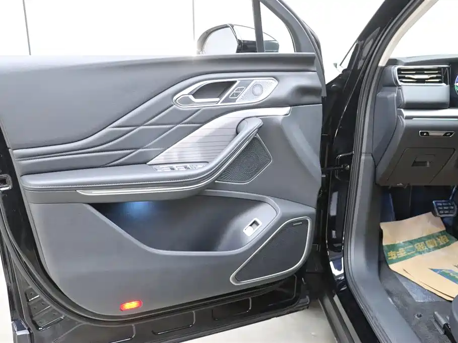 Hongqi HONGQI HS7 PHEV