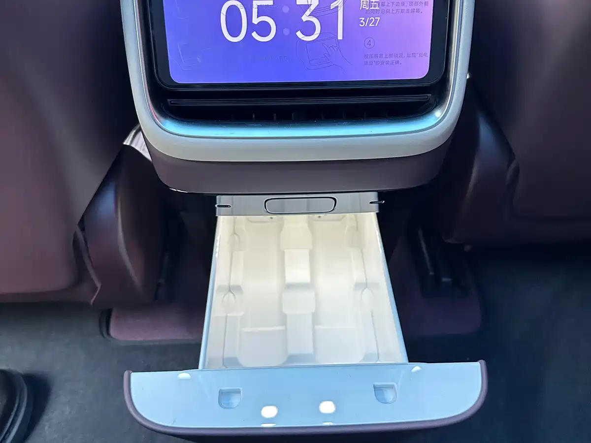 XIAOMI CAR XIAOMI YU7