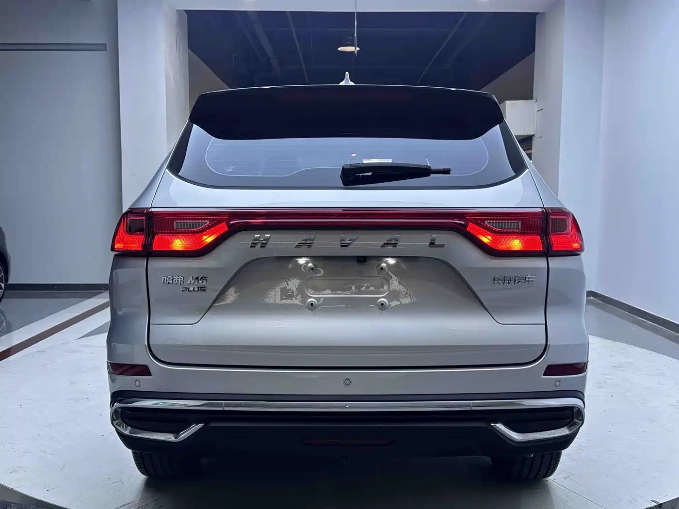 Haval M6 2023 2021 PLUS 1.5T DCT Luxury Smart Connect