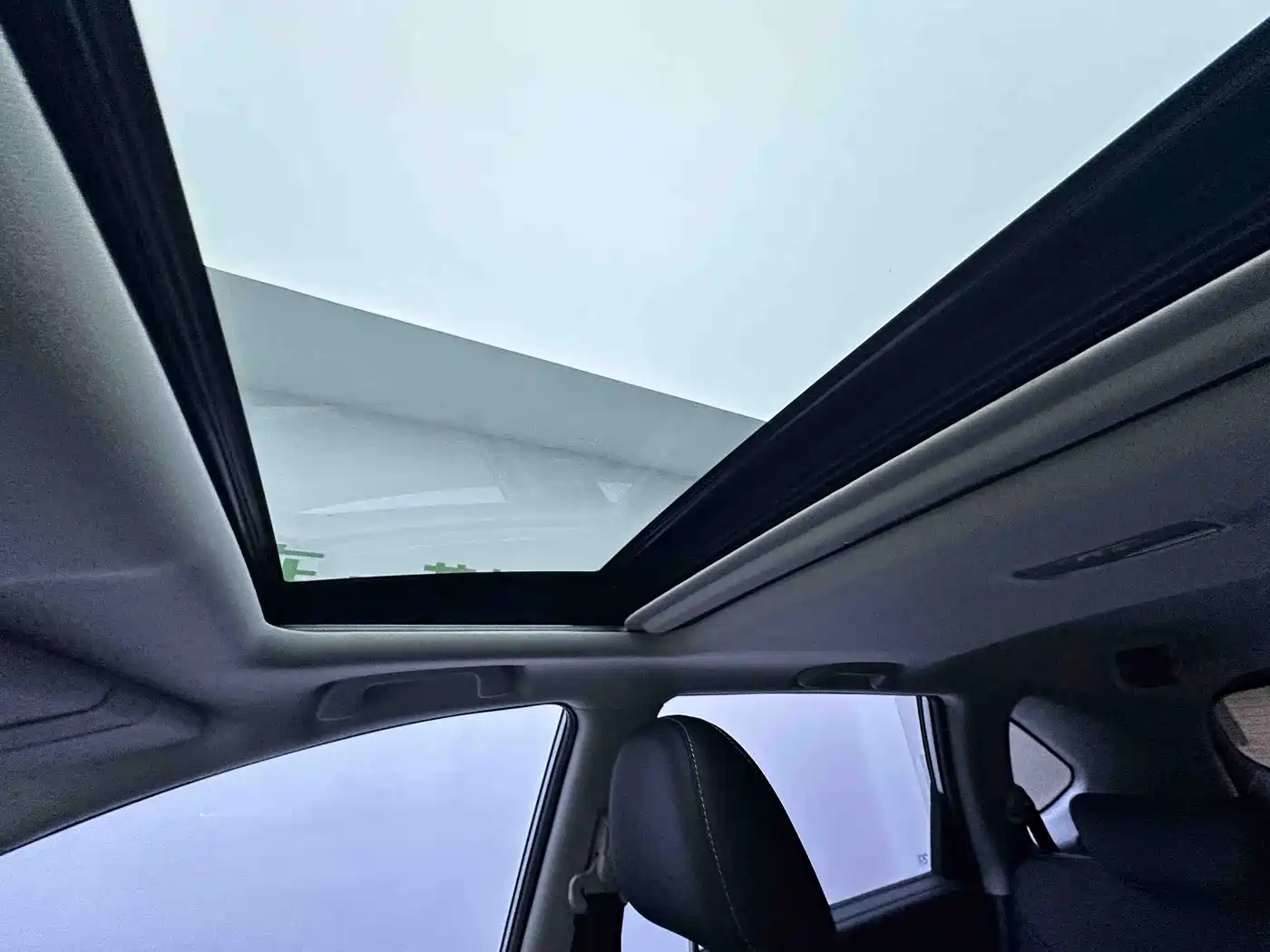 Haval M6 2023 2021 PLUS 1.5T DCT Luxury Smart Connect