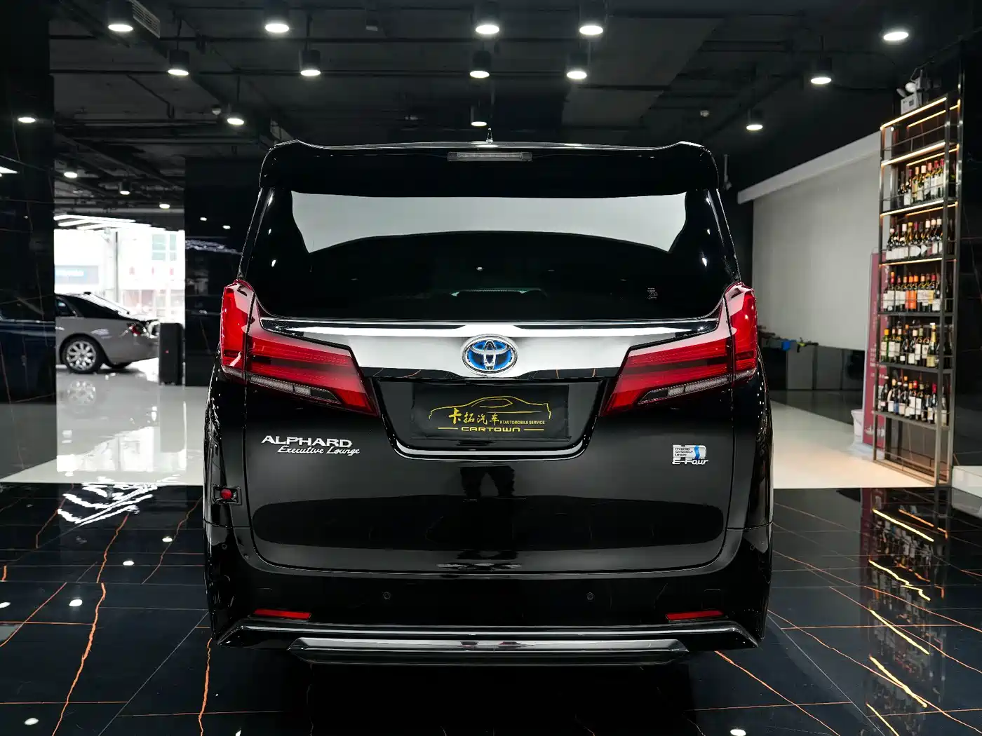 Toyota Alphard 2021 Hybrid 2.5L Ultimate фото 40