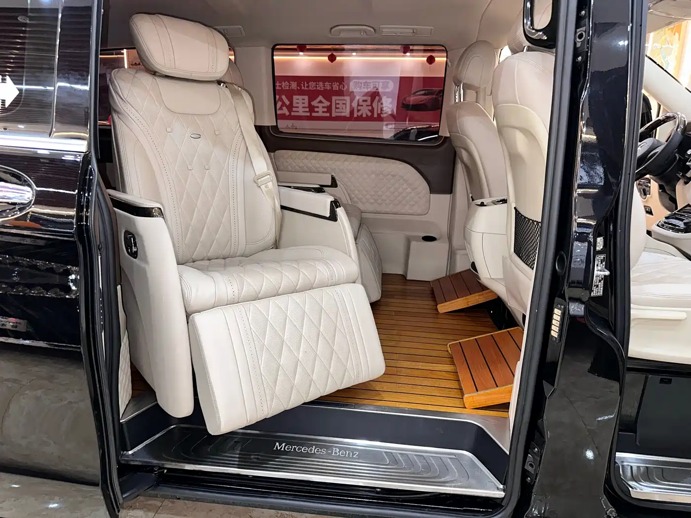Mercedes-Benz Vito 2018 2.0T Business Edition China VI фото 12
