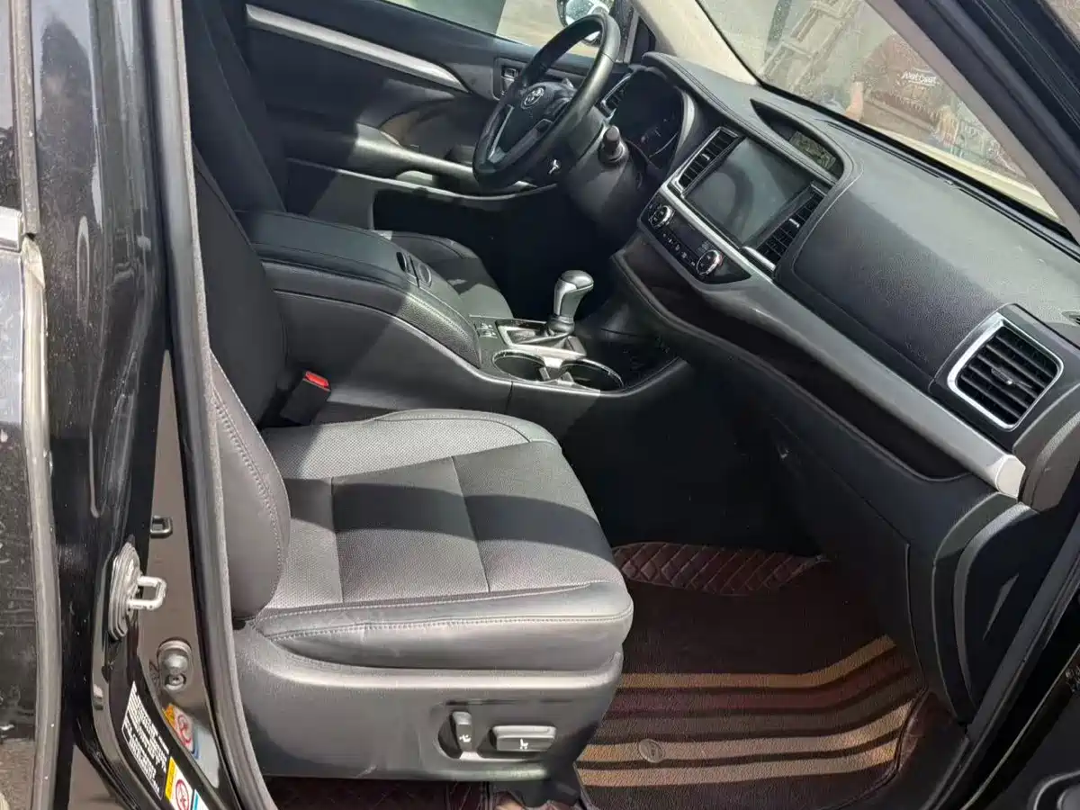 Toyota Highlander 2018 2.0T 4WD Premium 7-seater China VI фото 12