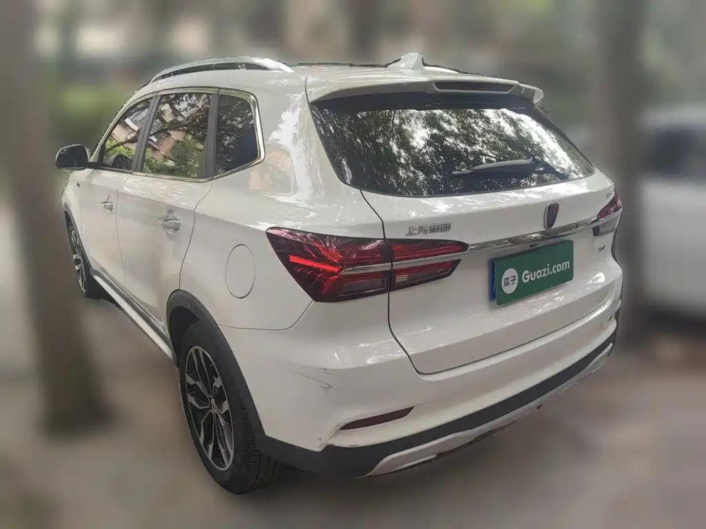 Фото 25 - Roewe RX5