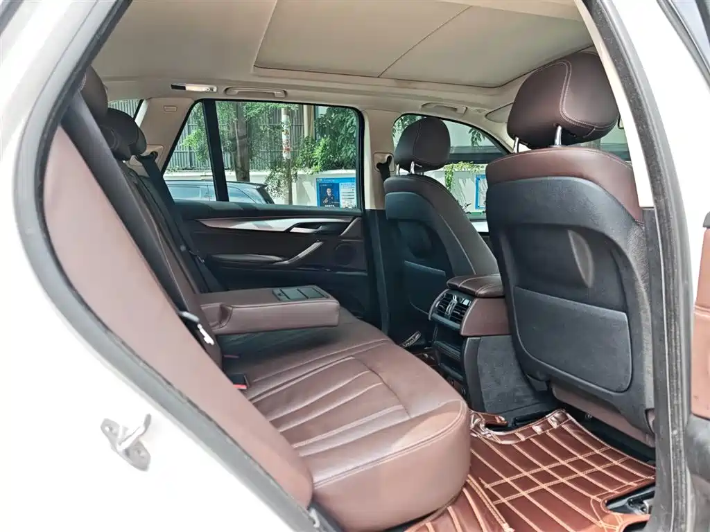 Фото 25 - BMW X5 (Import)