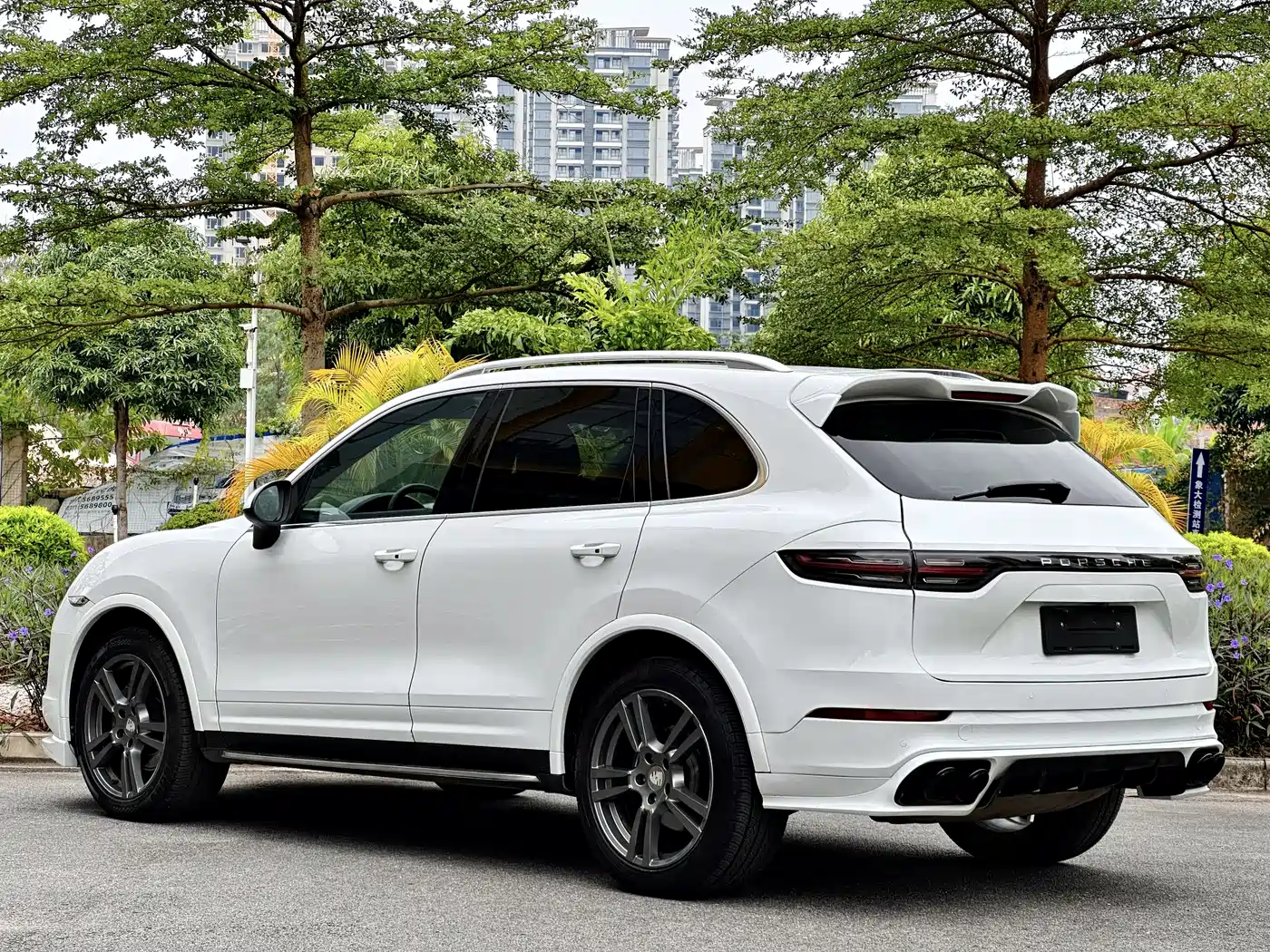 Porsche Cayenne 2011 Cayenne 3.0T фото 5