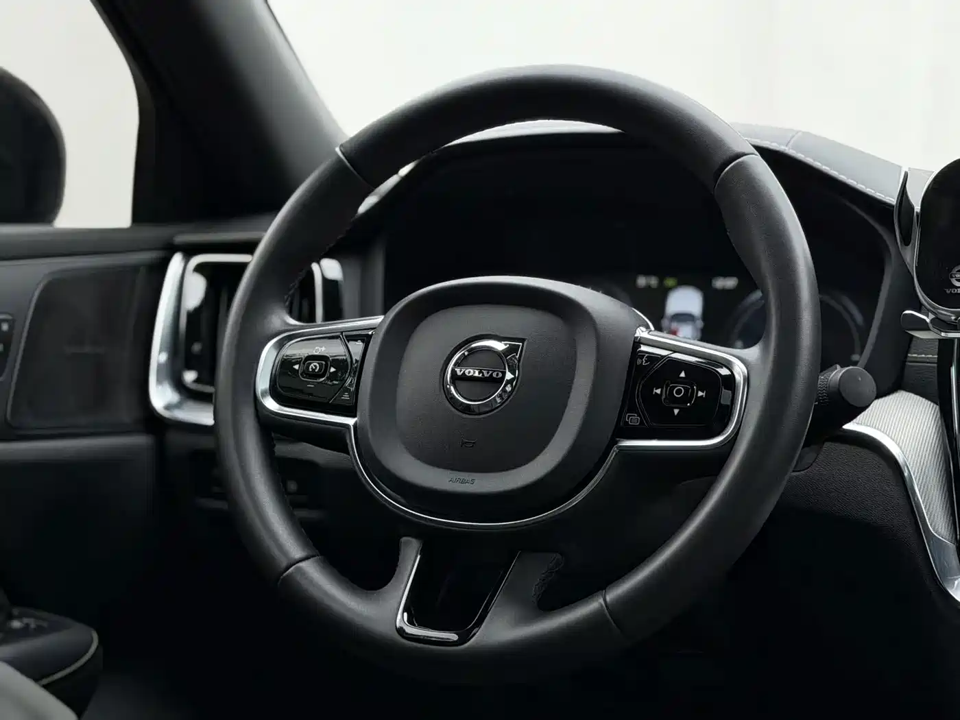 Volvo S60 Plug-in Hybrid 2022 2021 T8 Twin Engine AWD R-Design Sport Edition