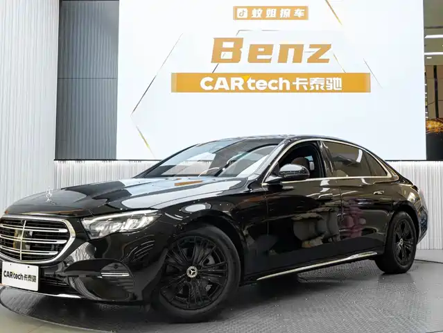 Mercedes-Benz E-Class 2024