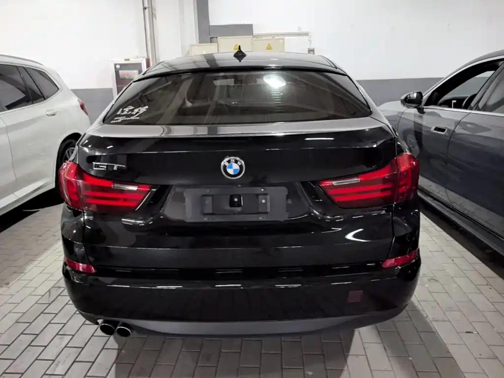 BMW 5 Series GT 2015 2014 528i Leading