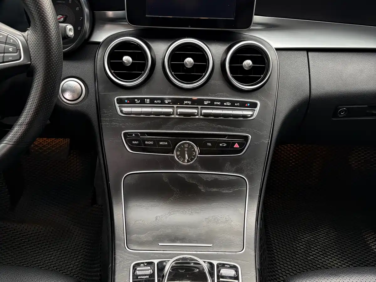 Mercedes-Benz C-Class 2018 C 200 L Sport Edition фото 14