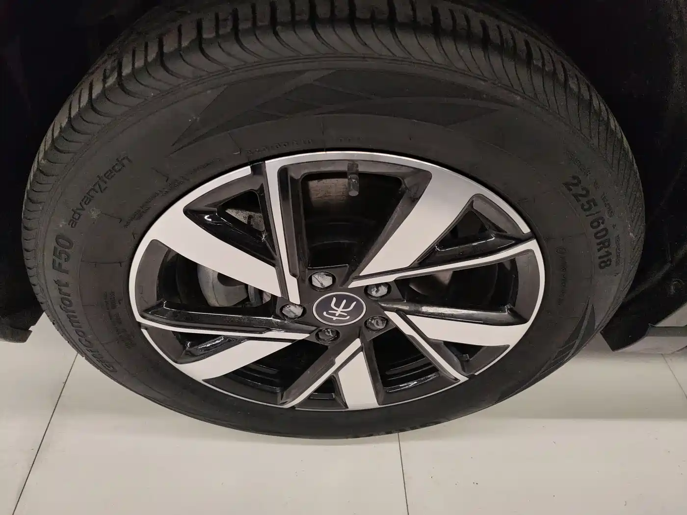BYD Song Pro New Energy 2023 Champion Edition DM-i 71KM Pilot Model фото 5