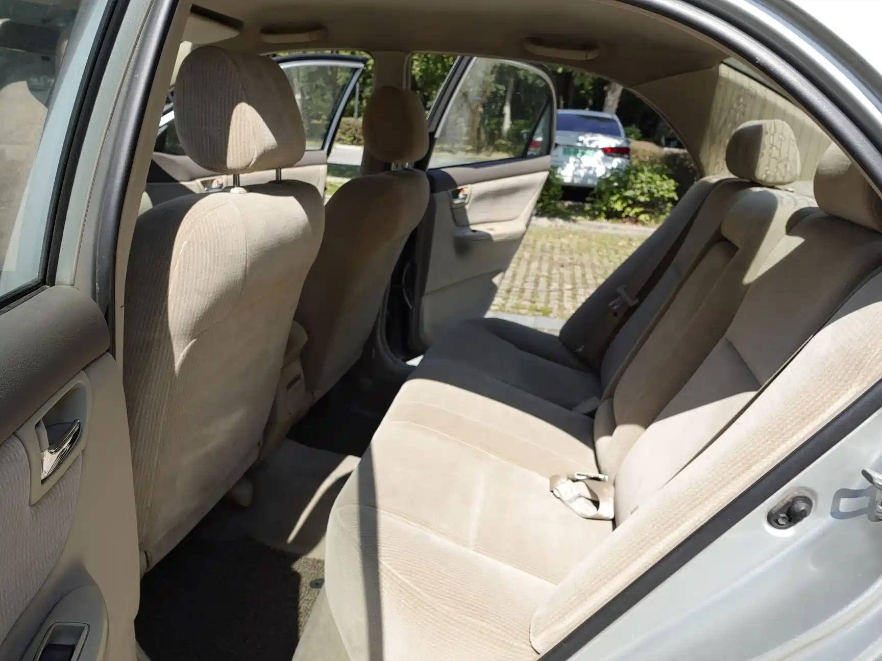 Photo 7 - Toyota Corolla