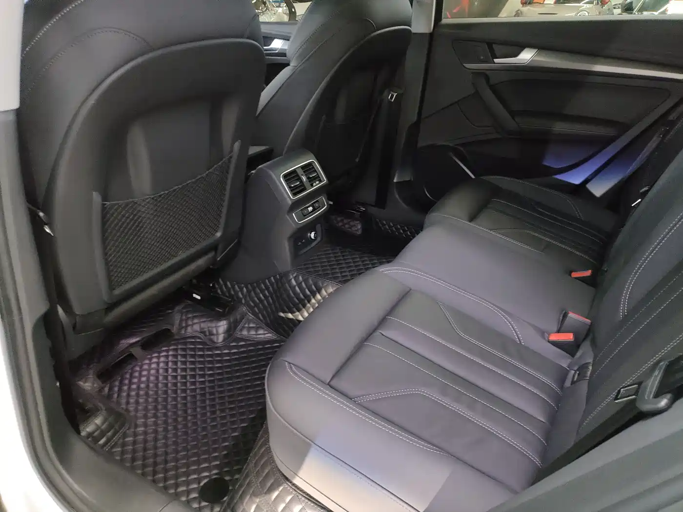 Audi Q5L 2022 Facelift 40T Luxury Elegance фото 5