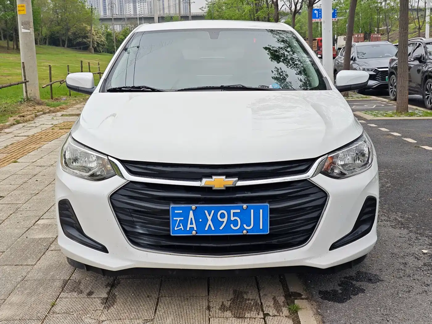 CHEVROLET KOVOZ