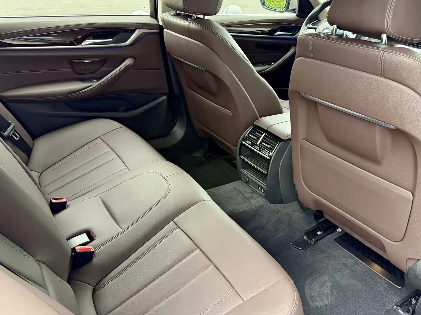 BMW 5 Series 2020 525Li Luxury Package фото 13