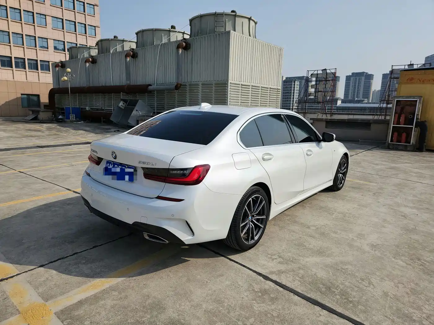 BMW 3 Series 2022 320Li M Sport Package фото 7