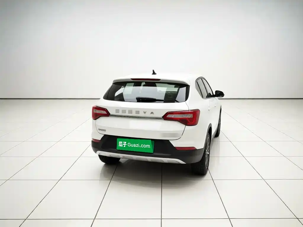 BAIC Senova X25 2016 2015 1.5L Automatic Luxury