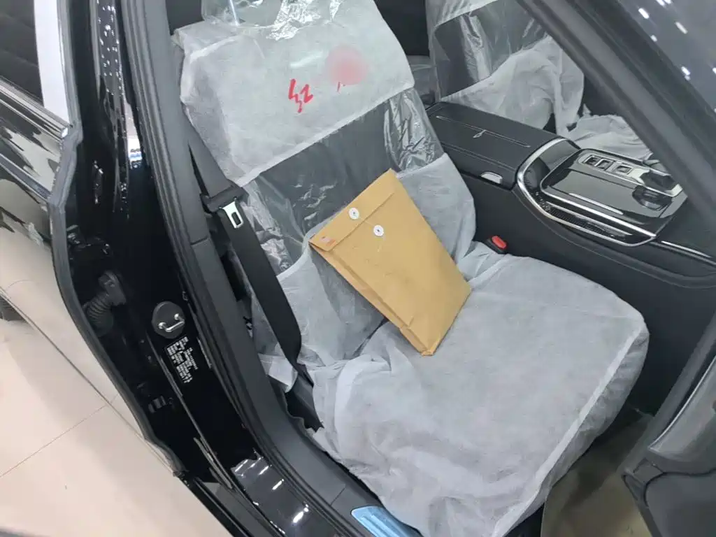 Hongqi H9 2026 2024 2.0T Qi Chang Private Fashion Edition