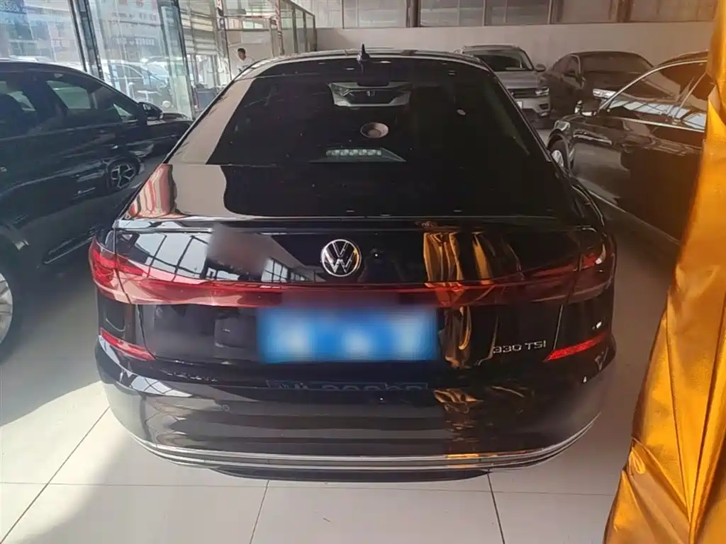 Volkswagen Passat 2024 330TSI Starlight Elite Edition фото 6