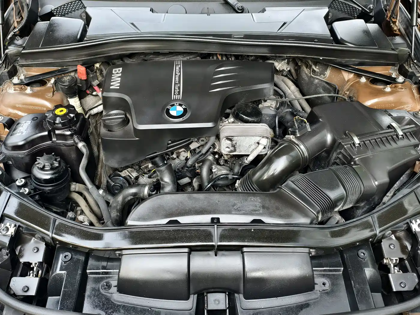 BMW X1 (Import) 2012 Model xDrive28i фото 17