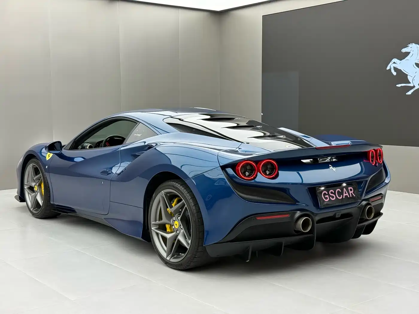 Ferrari F8 2021 2019 Tributo 3.9T V8
