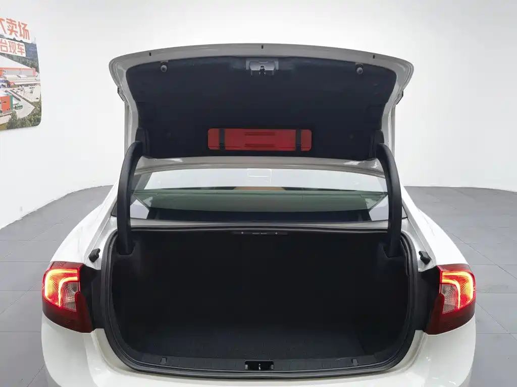 Volvo S60 2015 2015 S60L T5 Smart Excellence